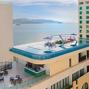 4* Hotel Grand Tourane